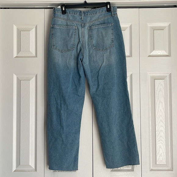 forever 21 premium Baggy Fit Mid Wash Straight leg high-rise button fly denim - Picture 7 of 7